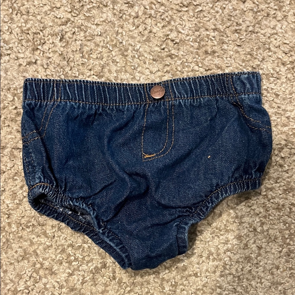 Wrangler bottoms. Size 12 months.